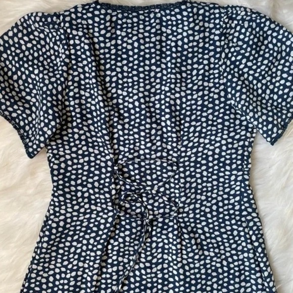 urban outfitters blue white polka dot flutter mini dress - Picture 2 of 4